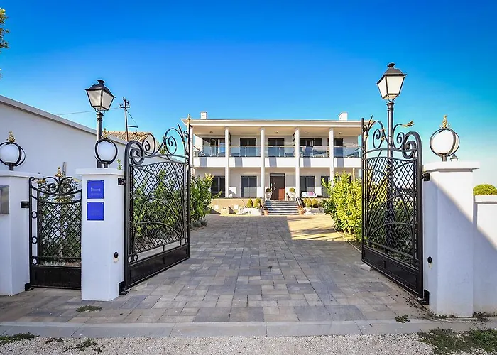 Apartments Victoria Privlaka